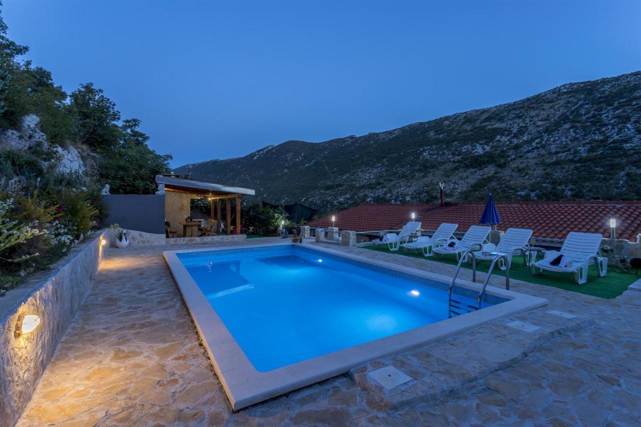 Holiday Home Dijamant Kučiće Екстериор снимка