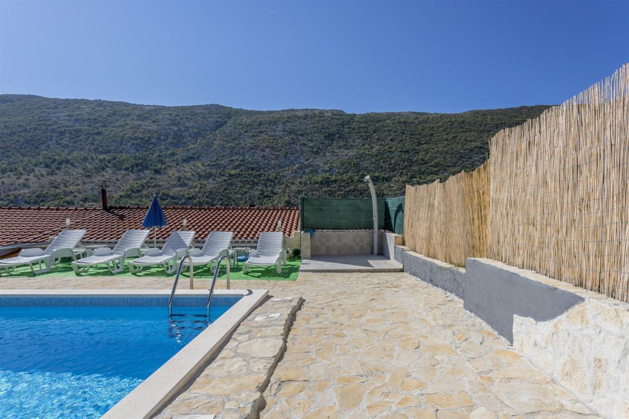Holiday Home Dijamant Kučiće Екстериор снимка
