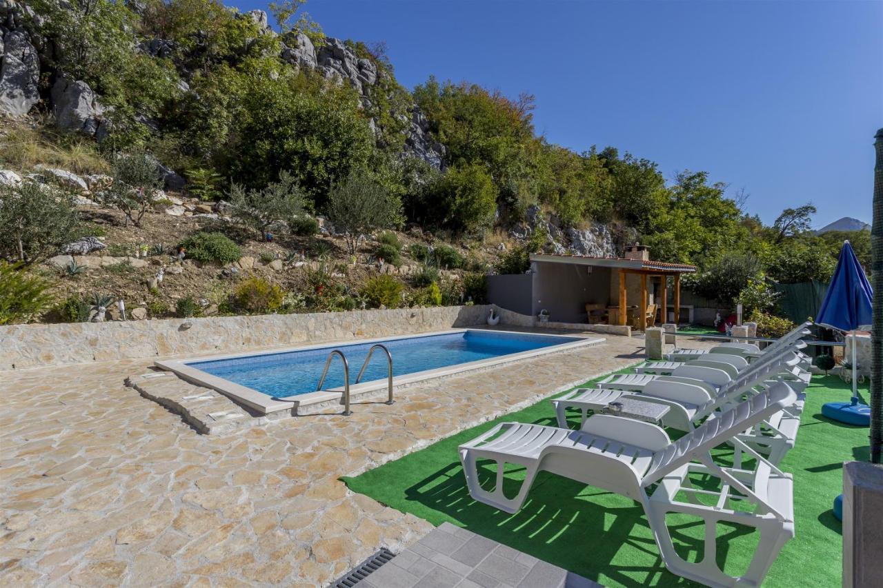 Holiday Home Dijamant Kučiće Екстериор снимка