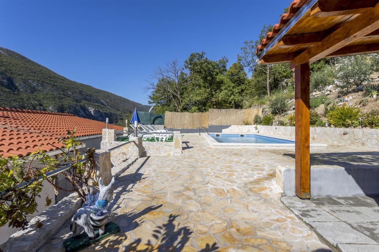Holiday Home Dijamant Kučiće Екстериор снимка