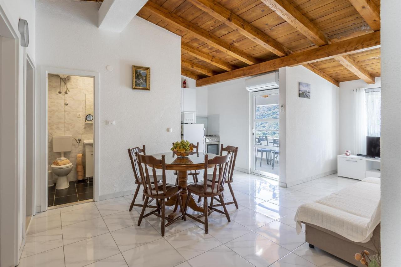 Holiday Home Dijamant Kučiće Екстериор снимка