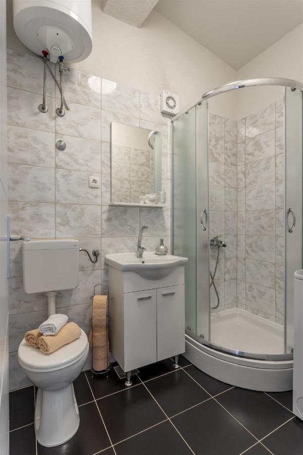 Holiday Home Dijamant Kučiće Екстериор снимка