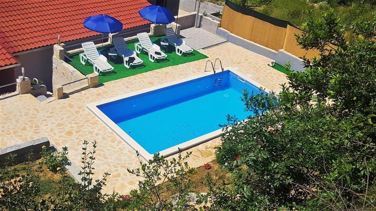 Holiday Home Dijamant Kučiće Екстериор снимка